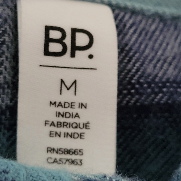 BP. Crop Flannel Button-Up Shirt in Blue Lucie Plaid NWOT - Picture 6 of 9